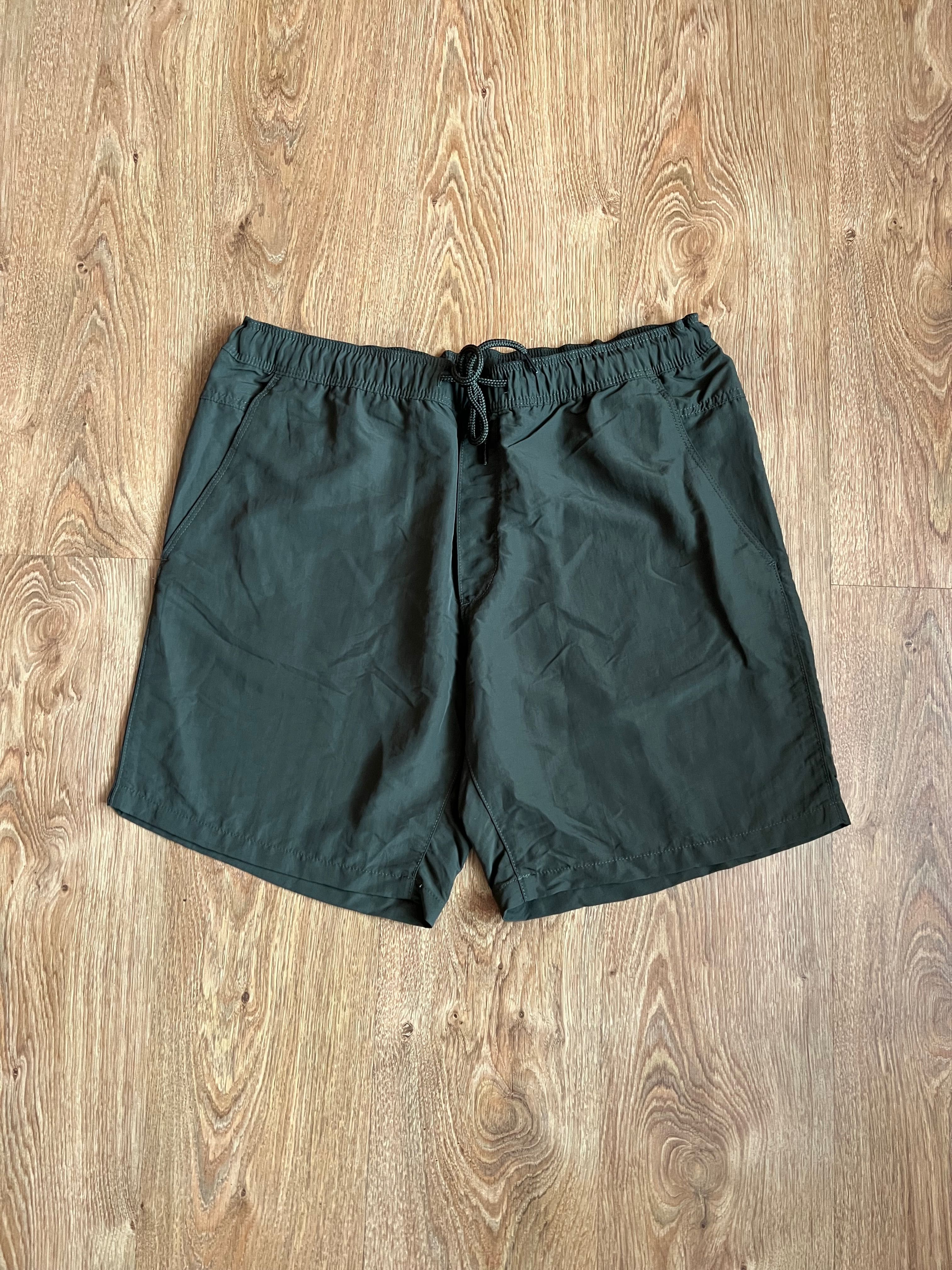 Нейлоновые шорты H&M Regular Fit