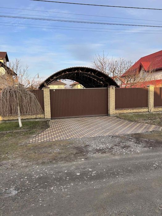 Виробництво та монтаж; Навіси, Ферми, Ворота, Ангари, Перила