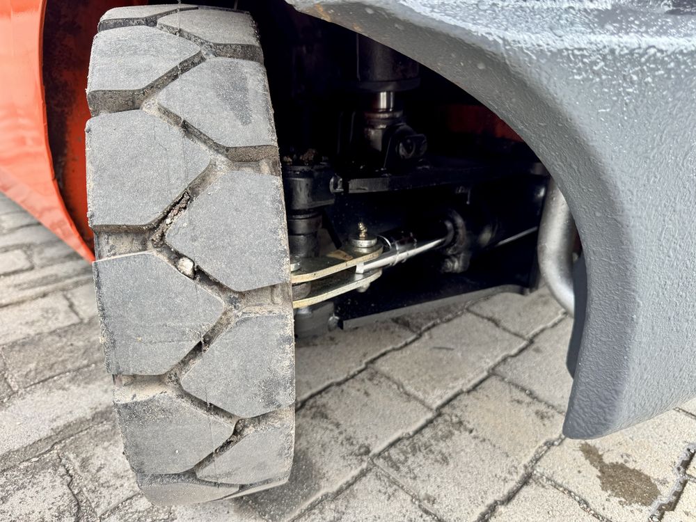 Навантажувач Toyota 8FGF15 погрузчик