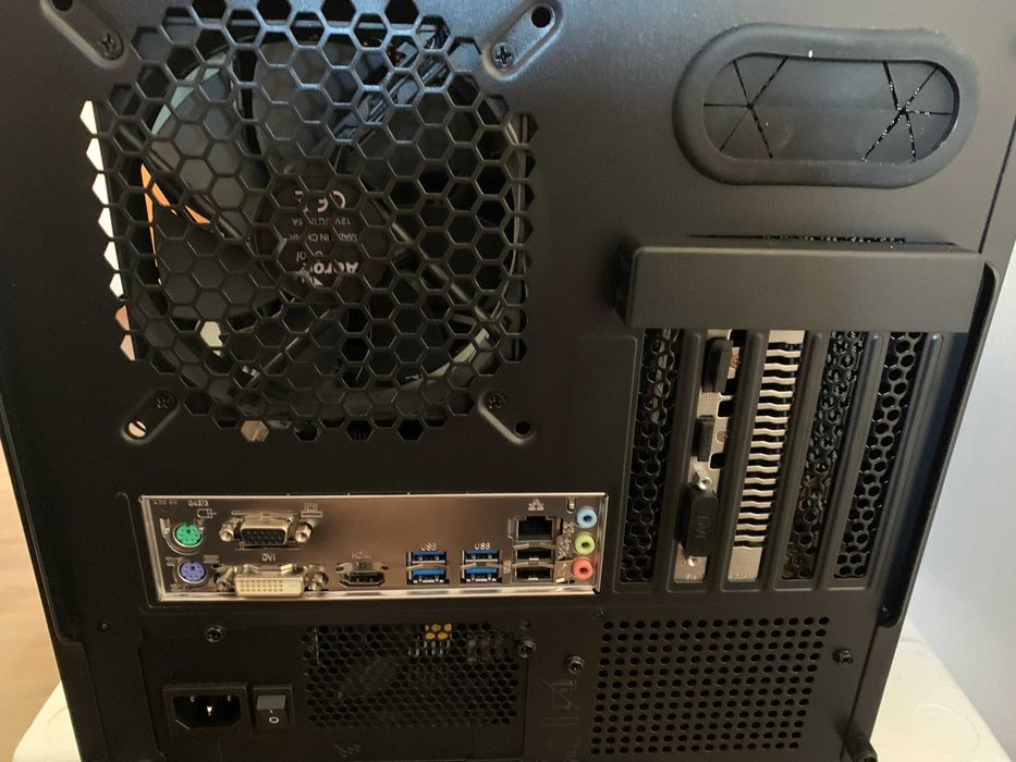 Vendo PC  Ryzen 3 com Geforce 1660 Super