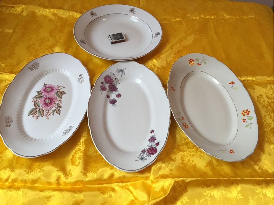 Посуд фарфор тарілки горнятка супниця блюдо глечик