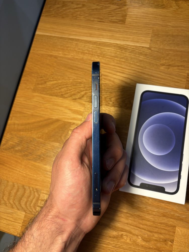 Iphone 12 ladny
