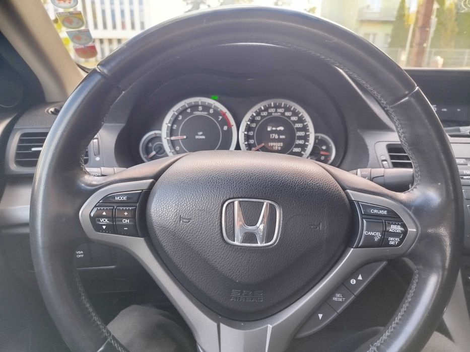 Honda Accord VIII Sedan 2.0 VTEC 156KM