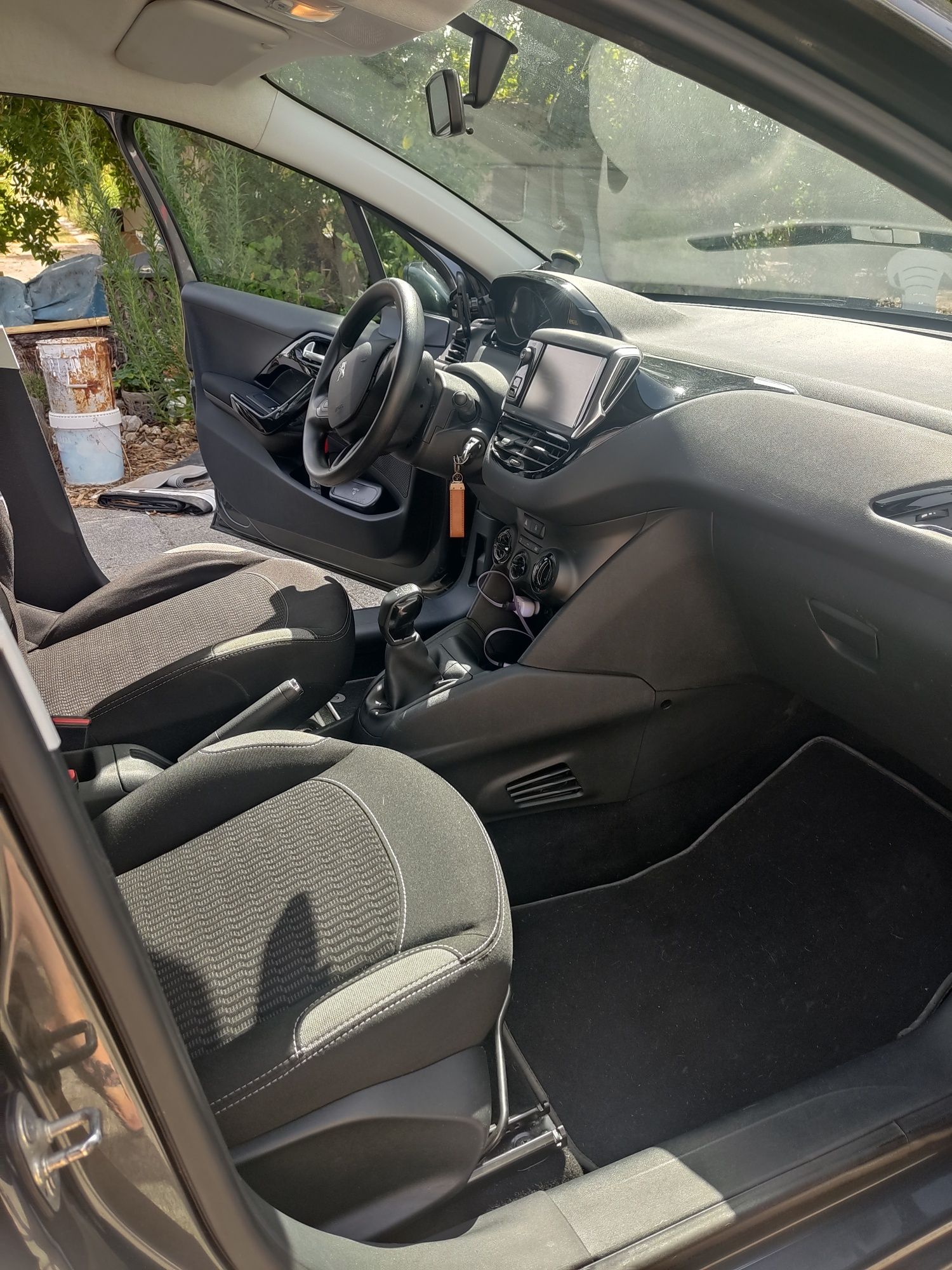 Peugeot 208 1.2 Gasolina