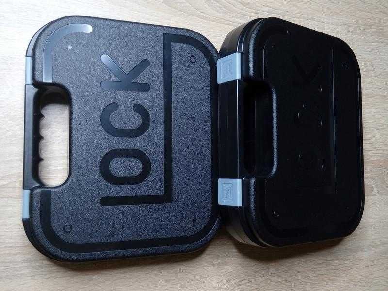 Пластиковый оружейный кейс Glock для пистолета Глок. Новый!