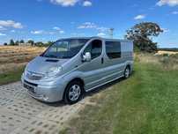 Opel Vivaro Wersja Długa 6-cio Osobowa Holenderski Salon