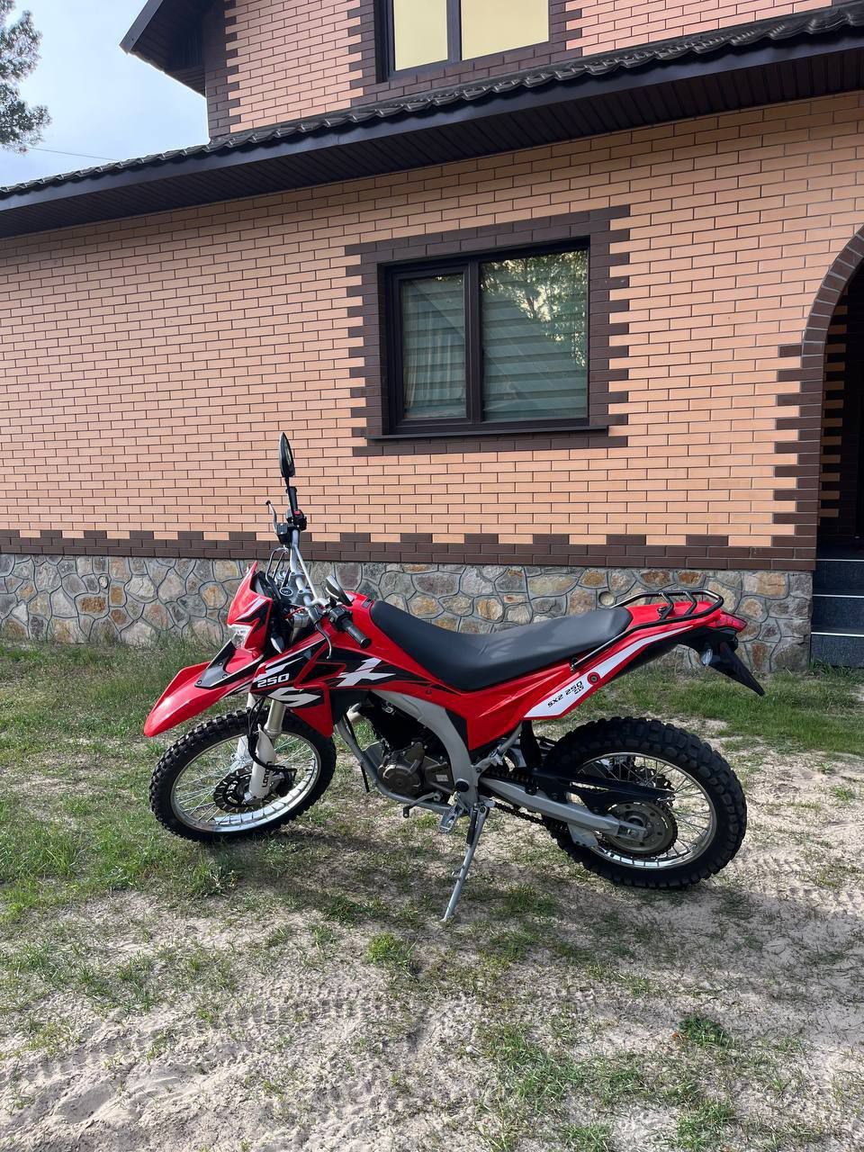 Продам лонкін 250