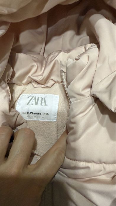 Зимовий пуховикGap і курточка Zara