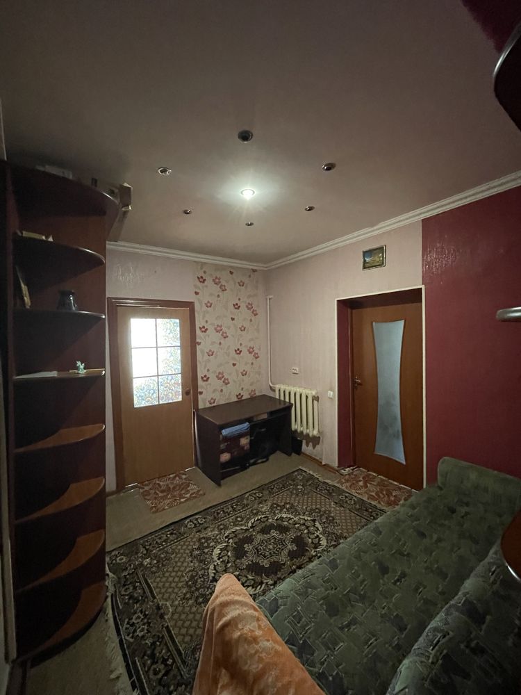 Продаж частини будинку