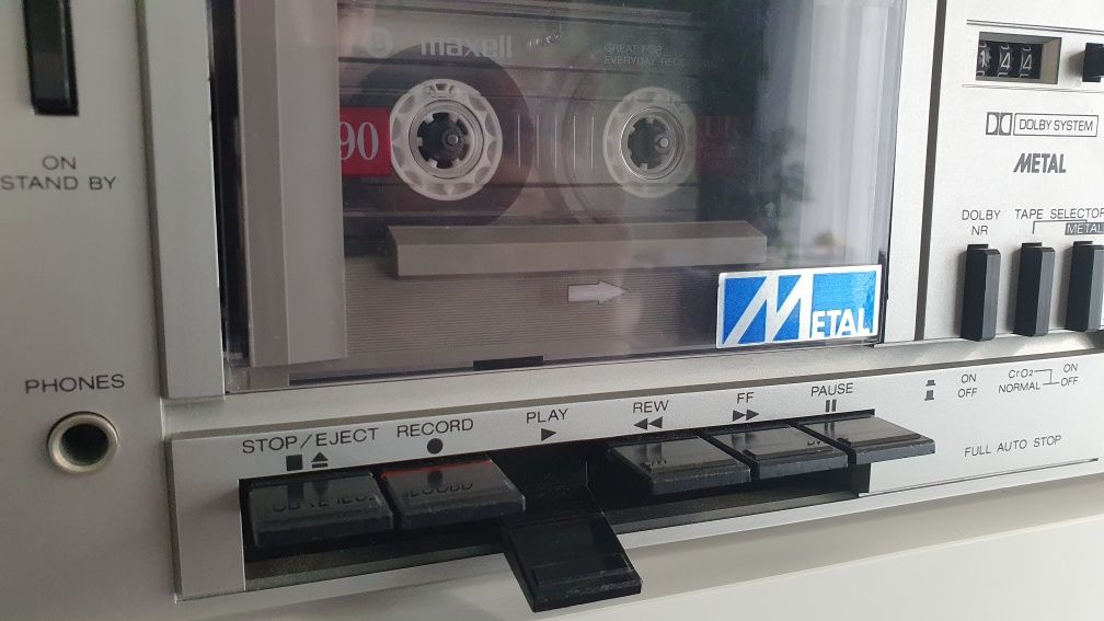 Magnetofon kasetowy Sharp rt-10