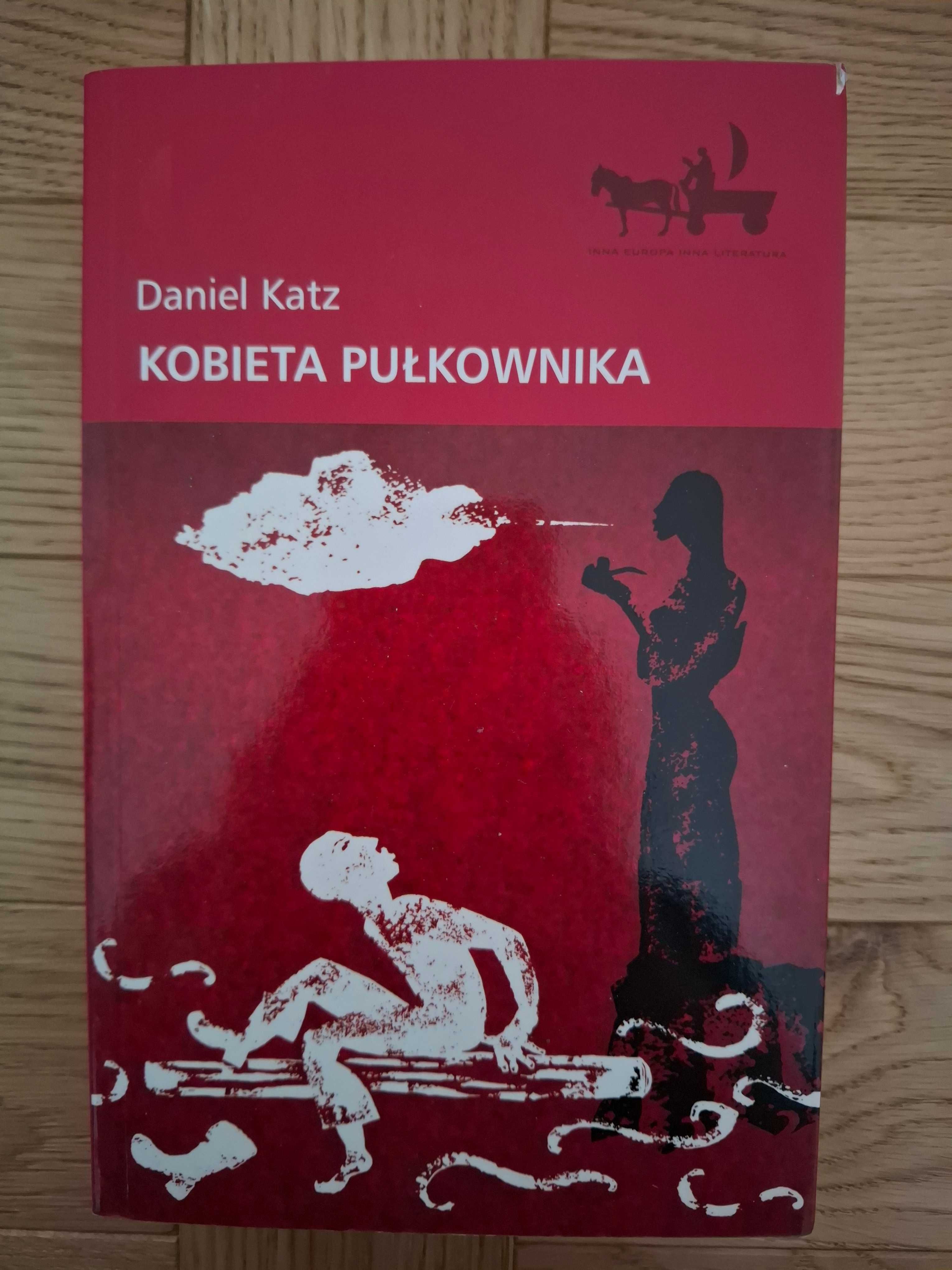 Kobieta pułkownika Daniel Katz