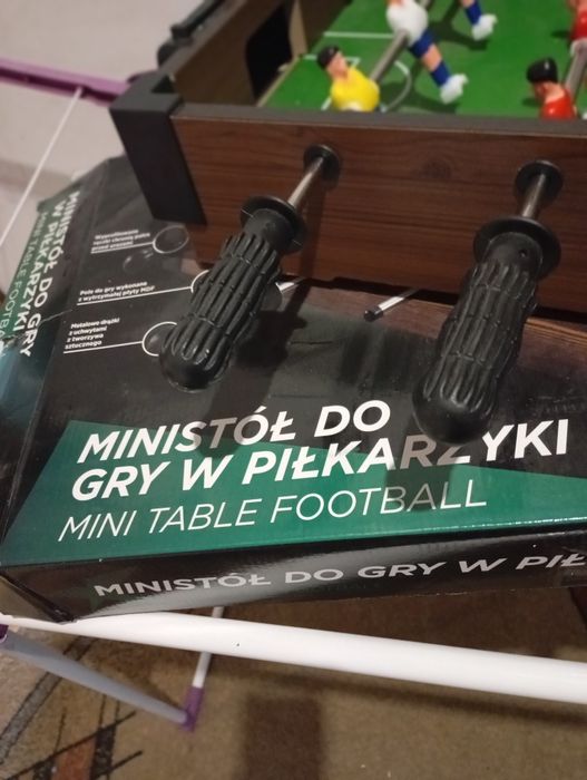 Mini stól do gry w piłkarzyki 
Wymiary 58*51*10
Stan bardzo dobry 
Jed