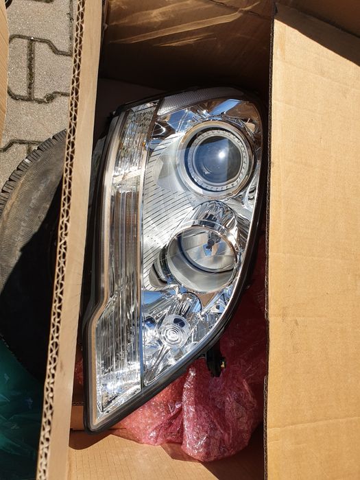 Nowa Lampa Prawa Przód XENON Mercedes ML W164 A164 FL Lift Kompletna E