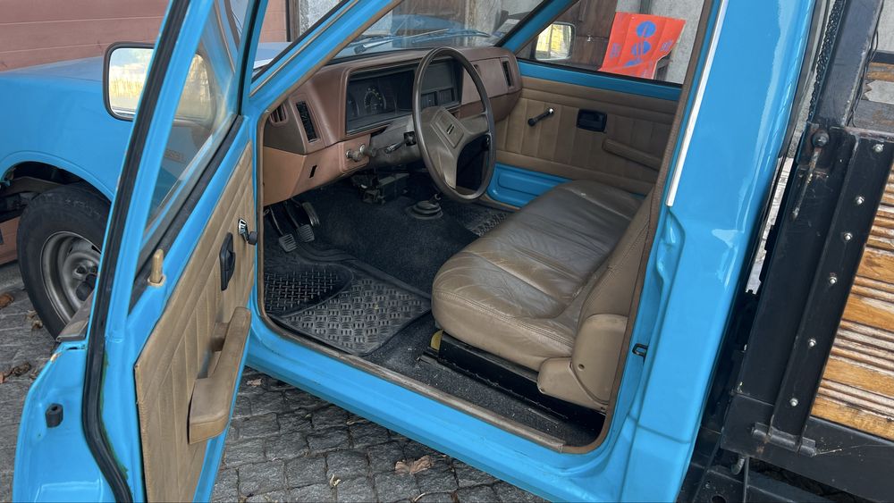 Isuzu  kbd26  como nova