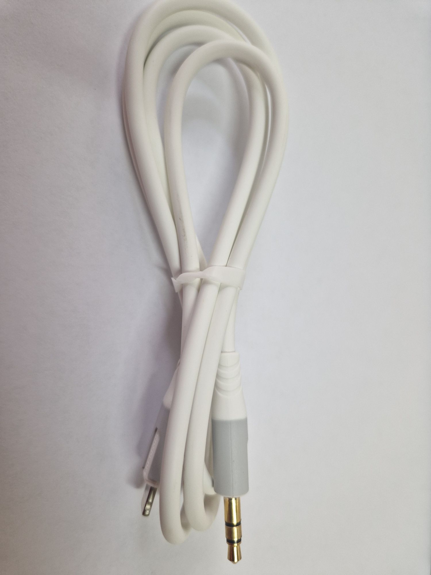 Borofone Kabel BL19 Creator - jack 3,5mm na Lightning - 1 metr biały