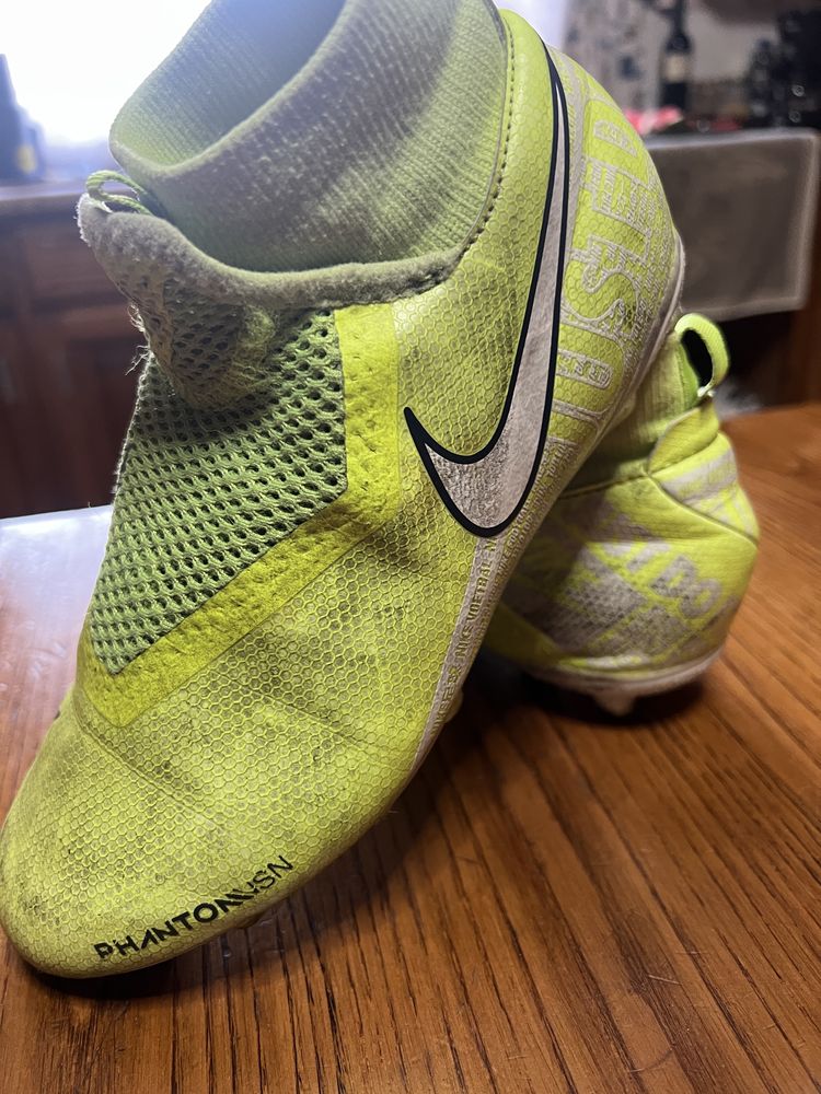 Vendo chuteiras Nike