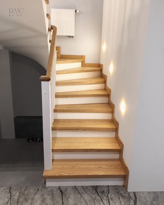 Сходи з дерева на замовлення