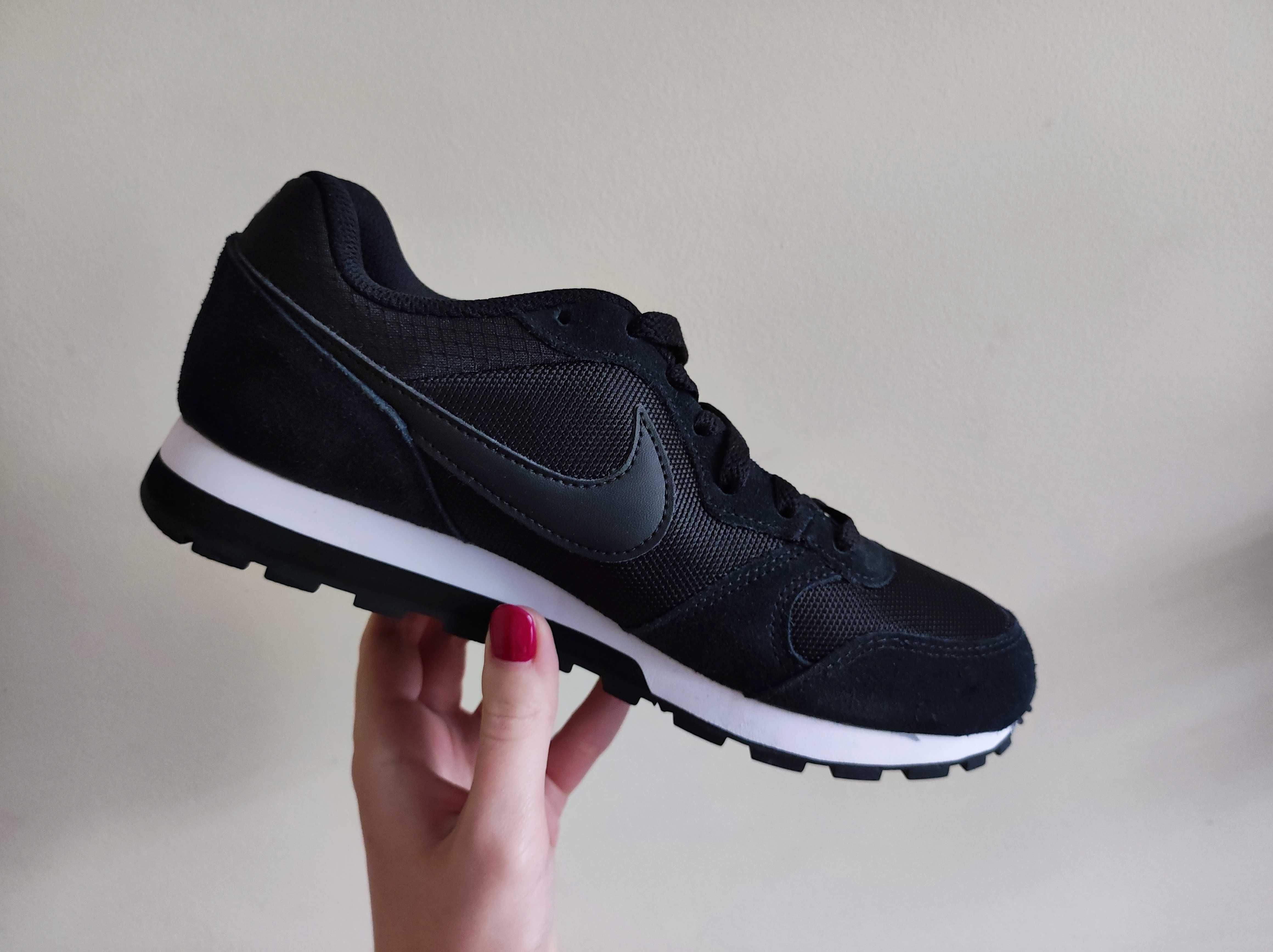 Nowe buty Nike MD Runner 2 damskie 37