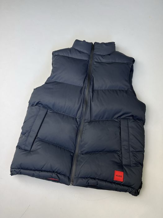 Hugo boss жилетка