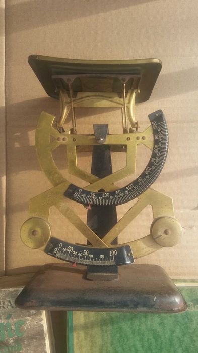 stara waga do listów