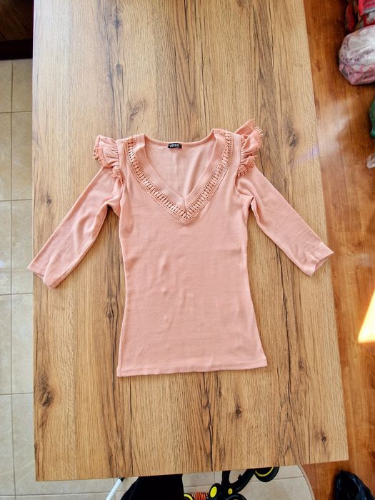 Różowo-pomarańczowa bluzeczka rozciągliwa
