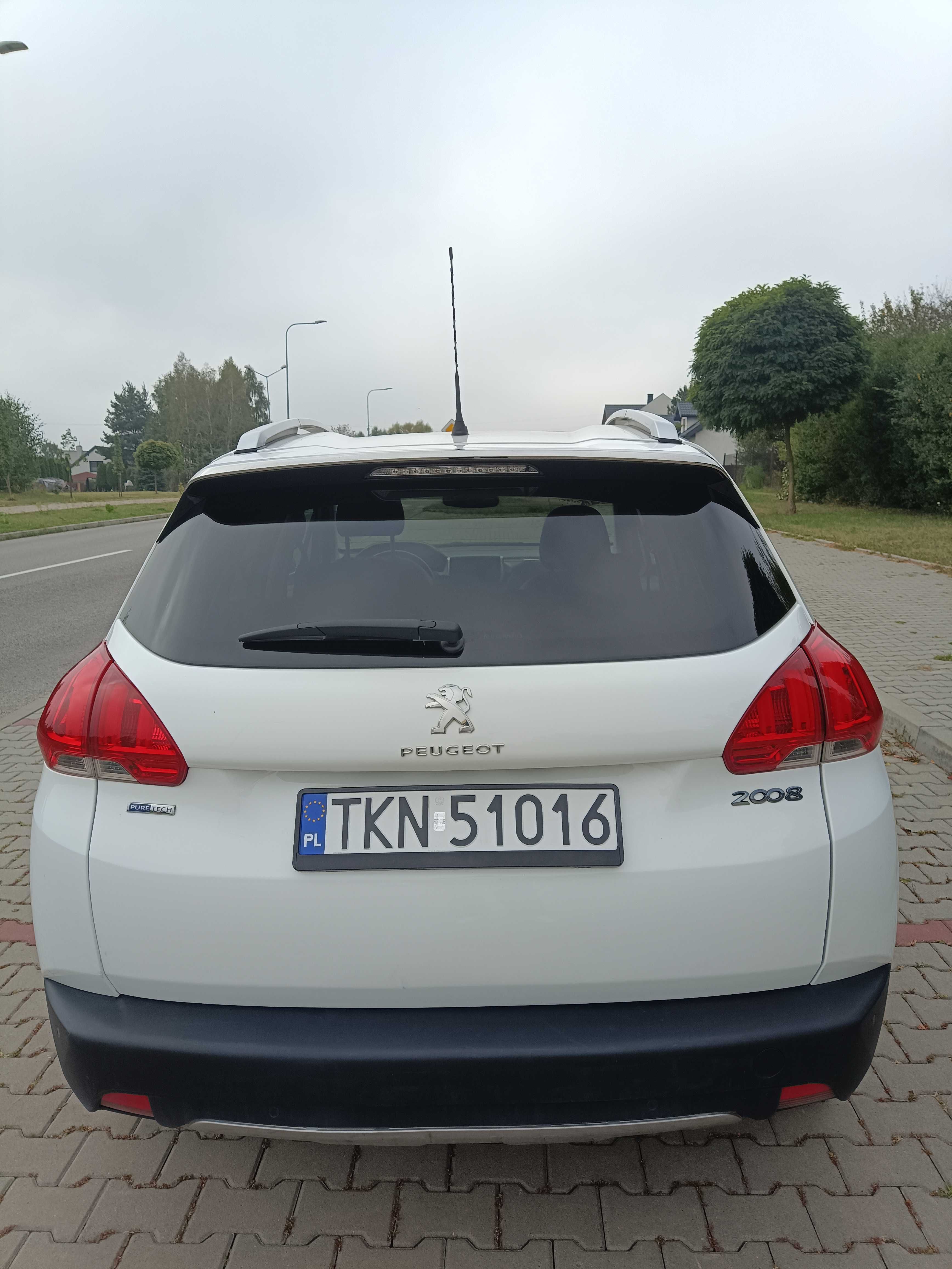 Peugeot 2008 1.2 puretech 110 KM