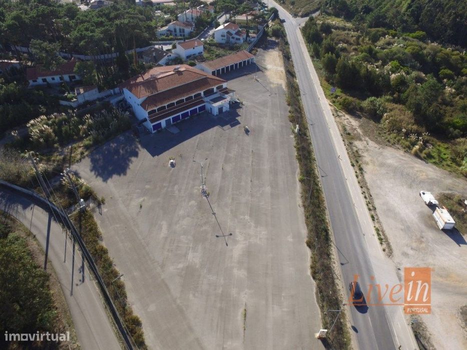 Espaço comercial localizado entre a Ericeira e Mafra