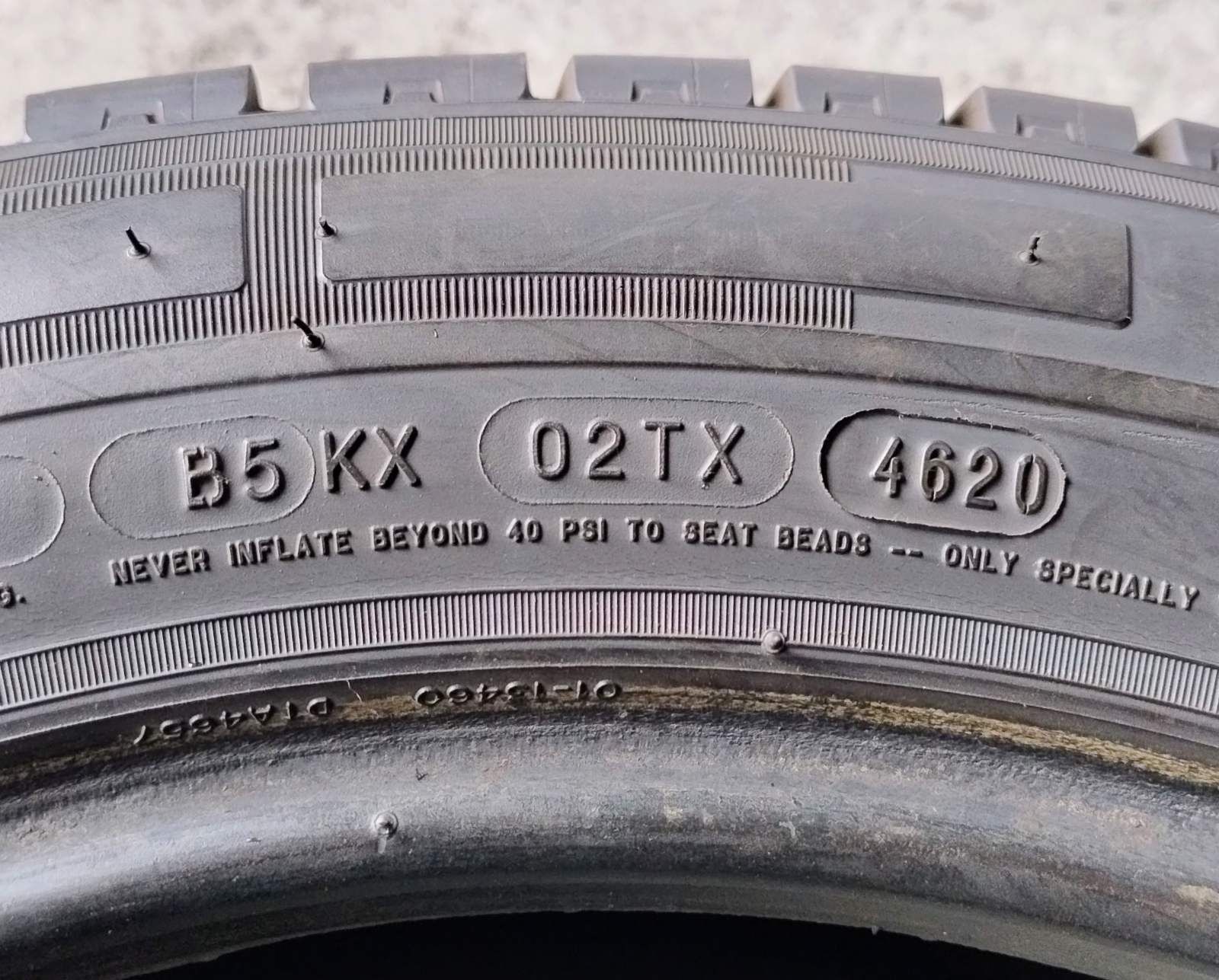 Шини літні R17C 215/60 Michelin Agilis