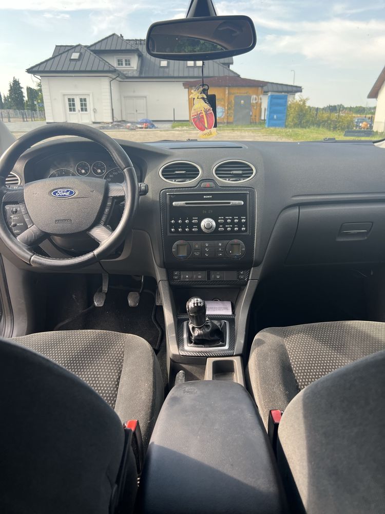 Ford focus mk2 2.0 benzyna/lpg ghia