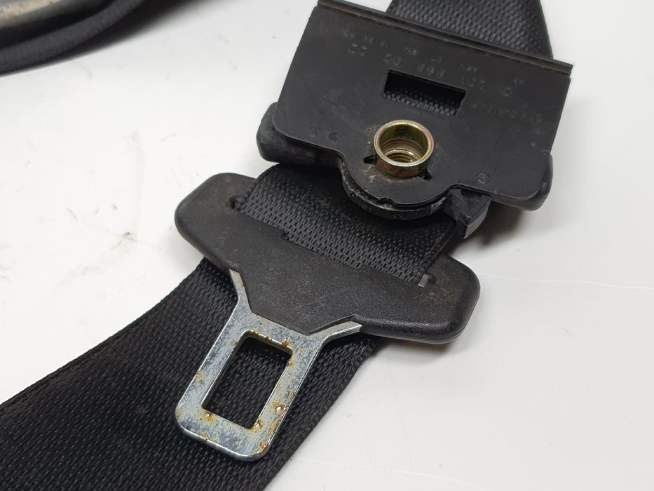 Cinto frente direito MERCEDES-BENZ Classe C (W202)