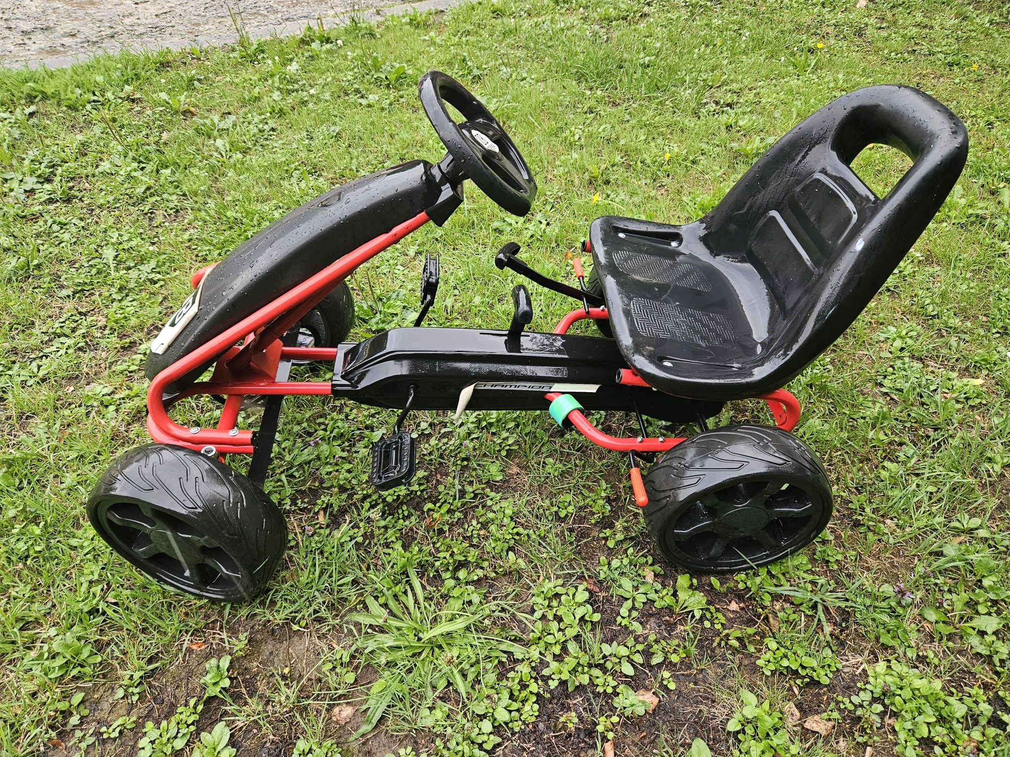 Gokart na pedały dla dzieci