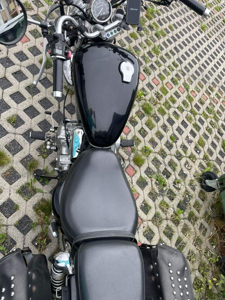 Motor motocykl czoper Yamaha Virago