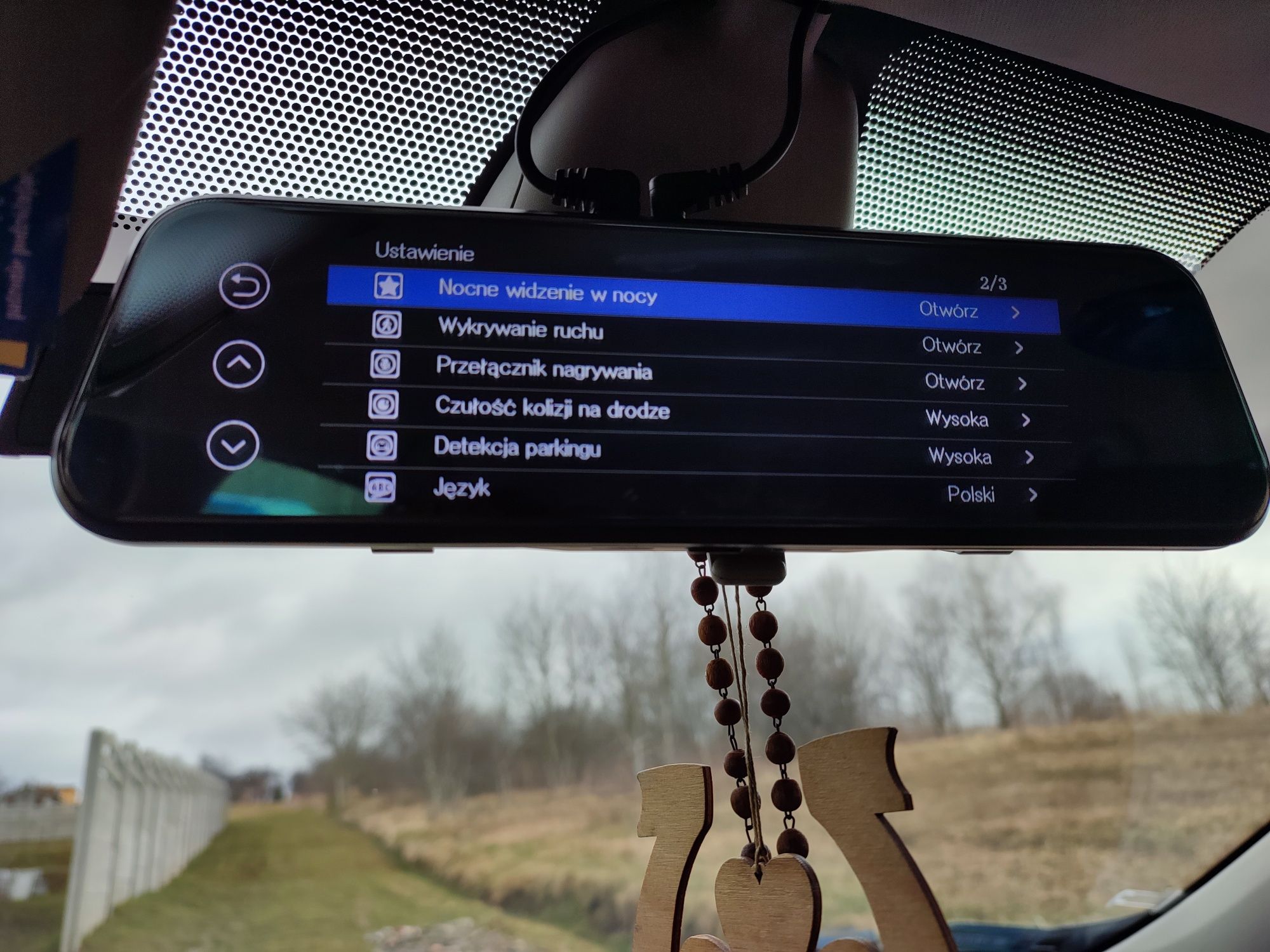 Kamera samochodowa na lusterko /wideorejestrator auto osobowe/bus