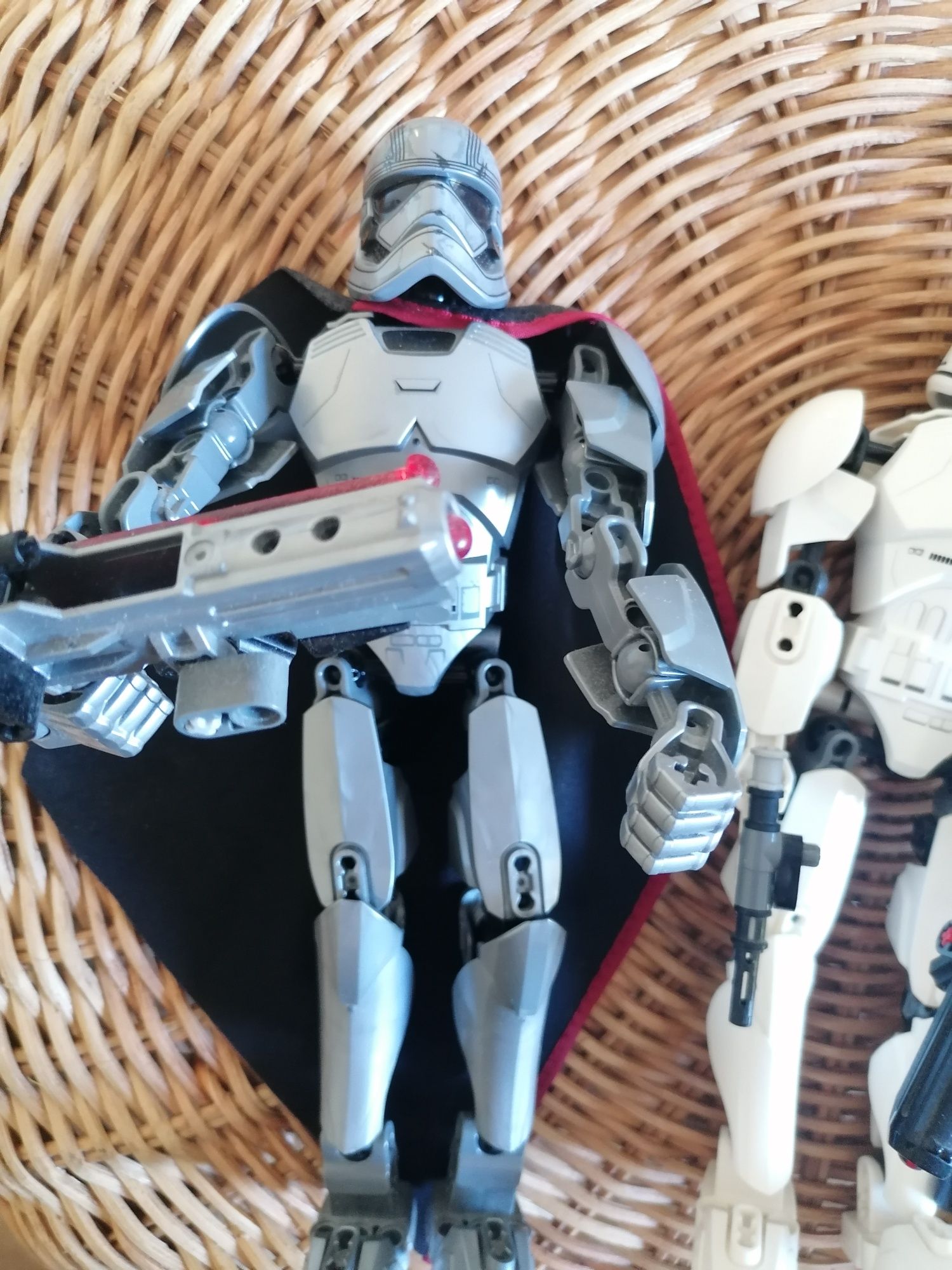 Figuras Star Wars Darth Vader- Stormtrooper- Captain Phasma