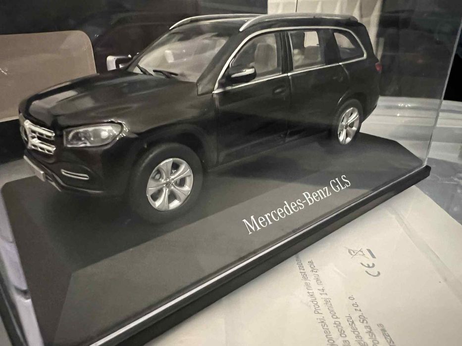 Mercedes-Benz GLS 1:43 Model Dealerski Model Kolekcjonerski