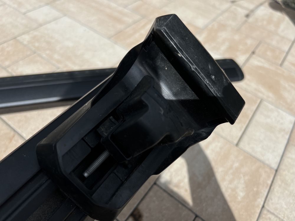 Thule WingBar Evo system bagażnika bazowego czarny