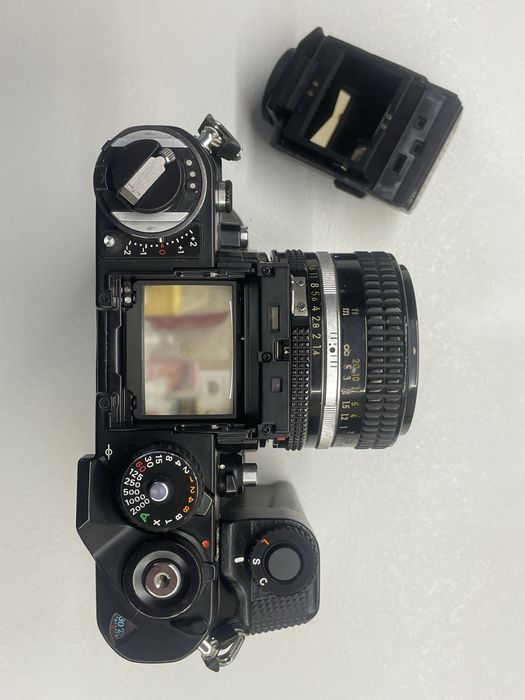 Nikon F3 та обʼєктив Nikkor 50mm 1.4 Ai-s плівковий фотоапарат