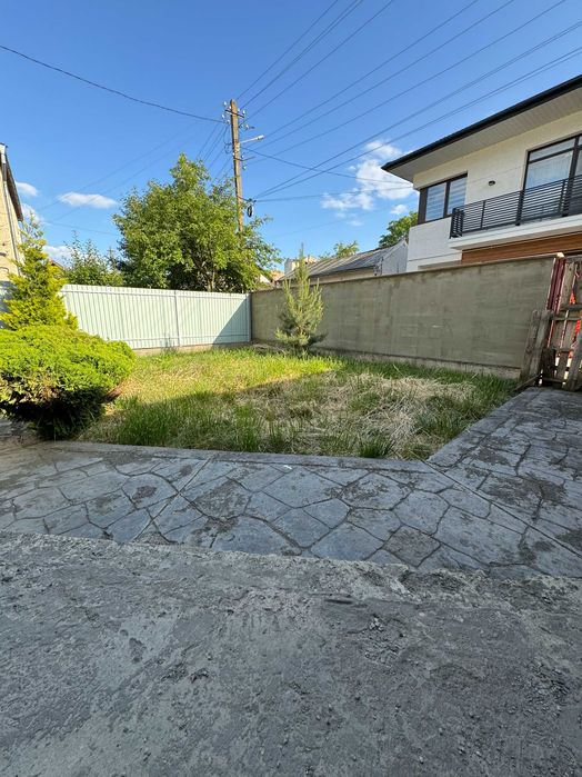 Продається Дуплекс Готовий до Ремонту неподалік центру міста!!!