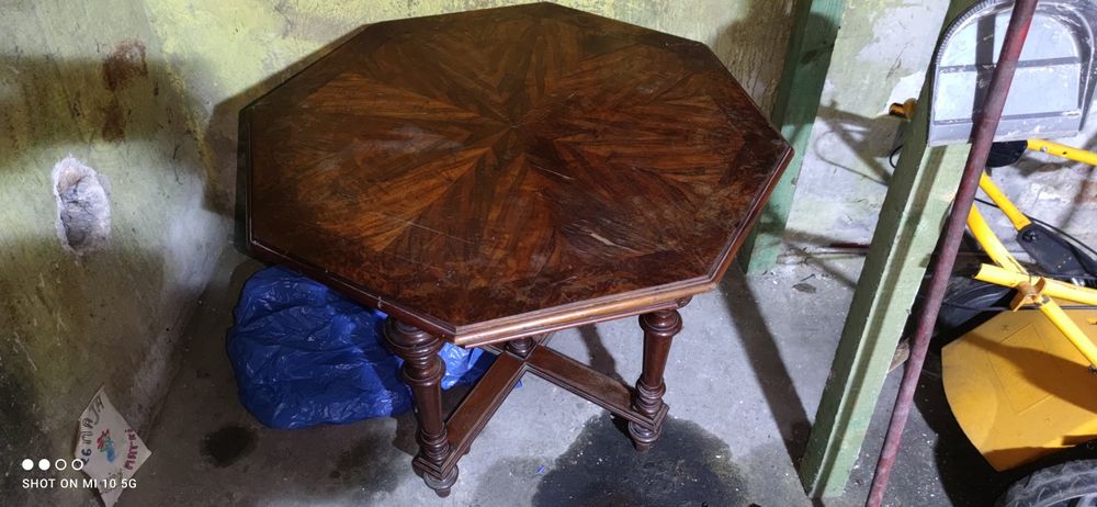 Stolik kawowy ośmiokątny antyk