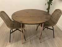 Mesa de madeira redonda