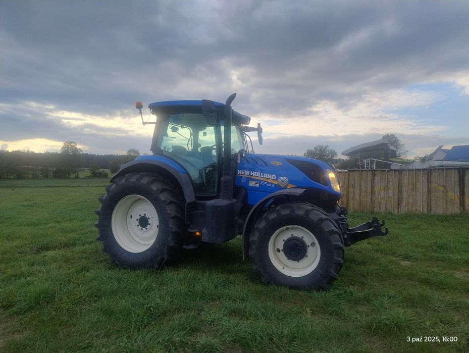 Ciągniki new Holland t7  165s