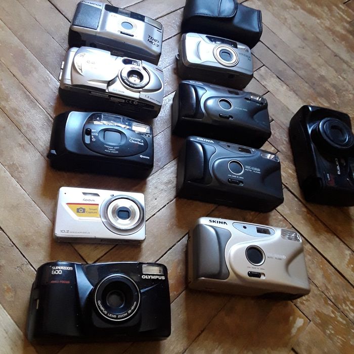 колекція цифрових та плівкових фотоапаратів (10 шт)