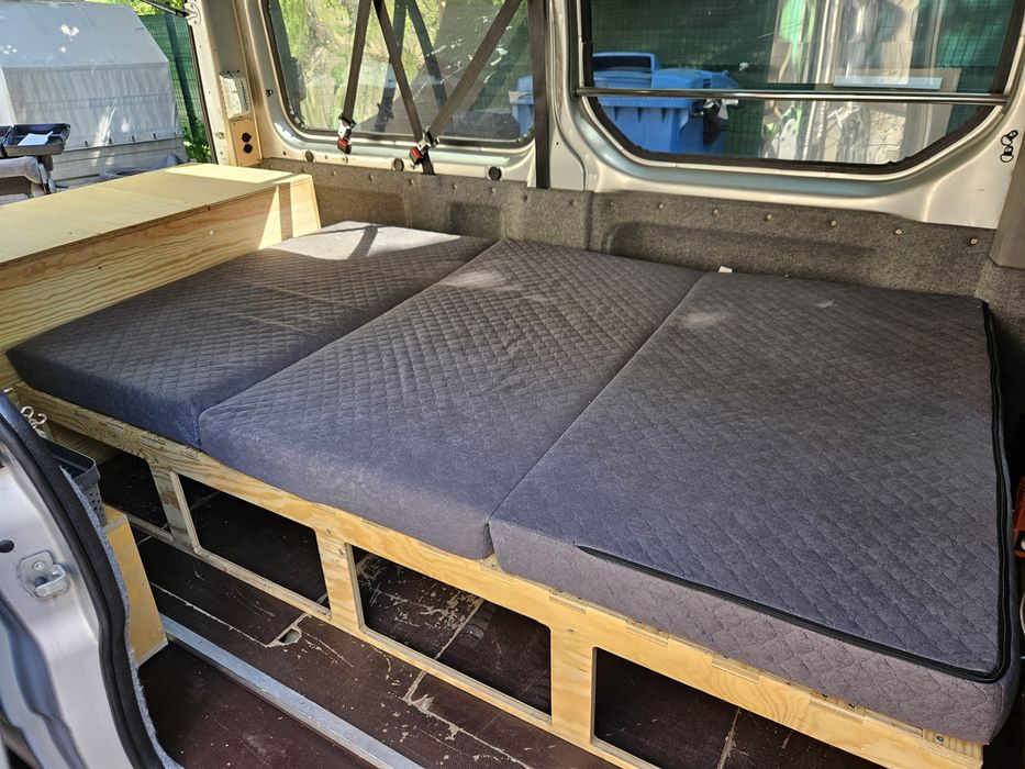 Opel vivaro 1.9 kamper
