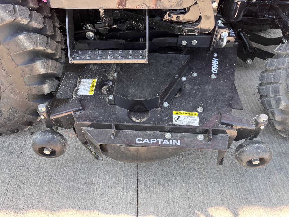 Traktorek Kosiarka międzyosiowa do trawy 4x4 3 cylindry 25KM HIT HST