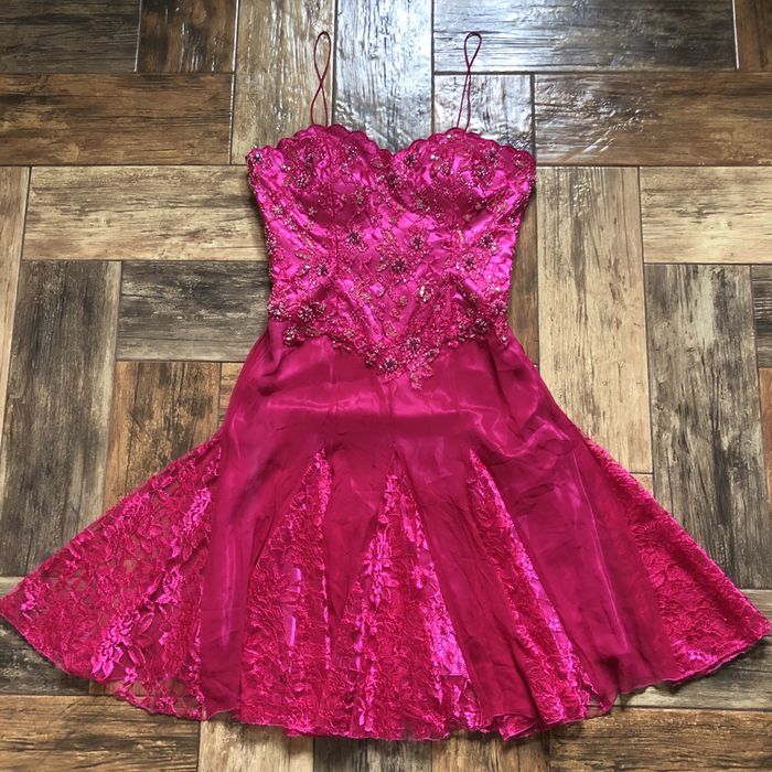 Сукня Bicici шовкова вечірня випускне M-L фуксія