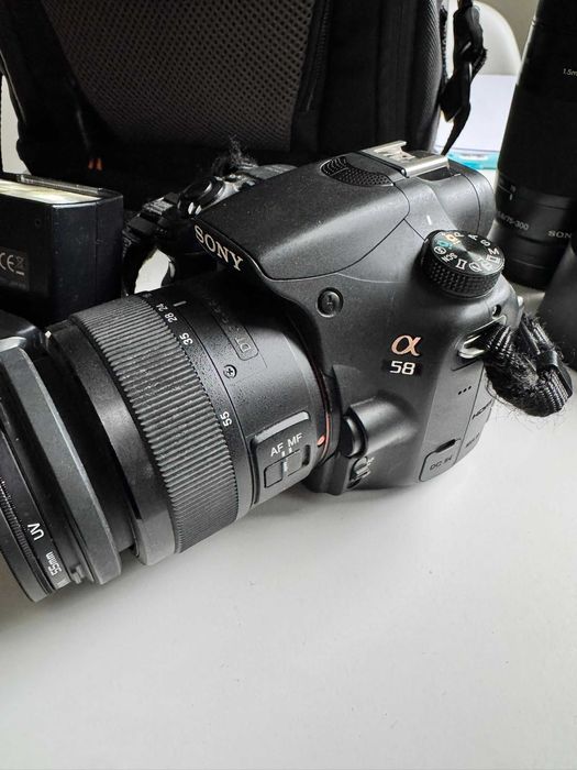 Sony Alpha A58 + 2 obiektywy + lampa błyskowa