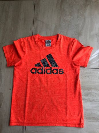 Спортивная футболка Adidas оригинал США на 7 лет