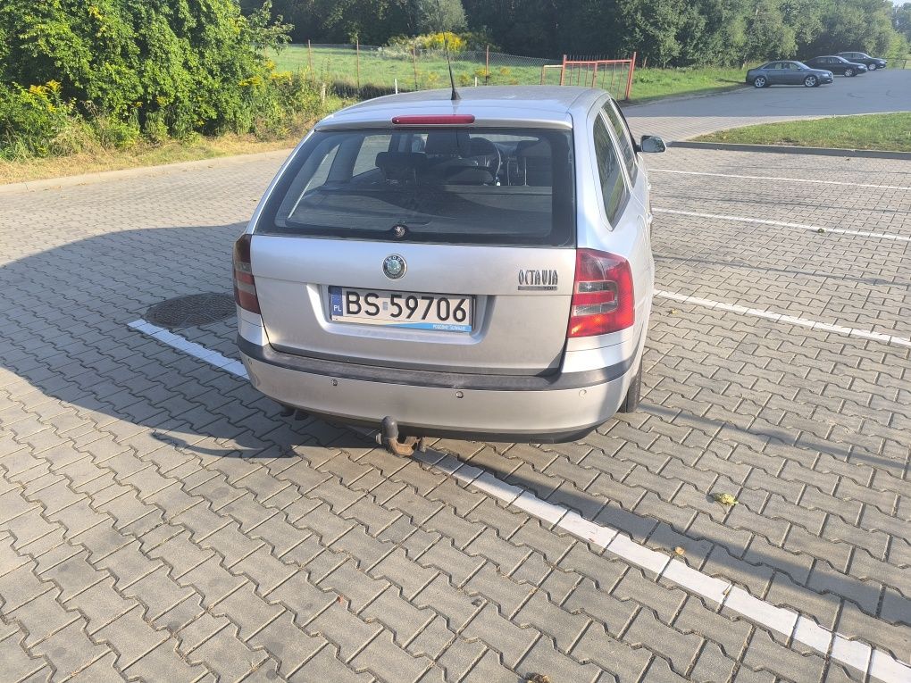 Sprzedam Skodę Octavię 2