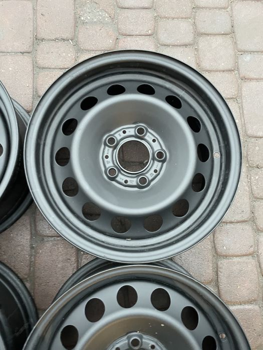 FELGI STALOWE BMW 7" x 16" x 5x120 x 72,6 x ET/IS 34