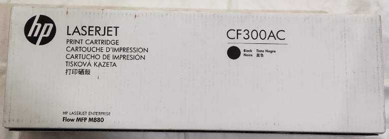 Новый запечатанный картридж HP 827A CF300A,  CF301A,  CF302A,  CF303A